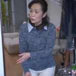 家事代行のエロイおばさんとやっちゃう❤